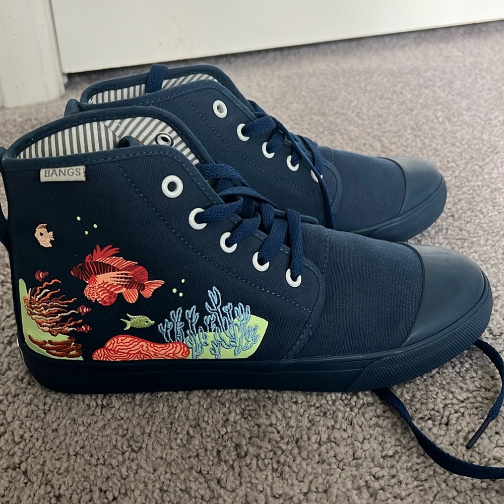 Bangs  under the sea high top